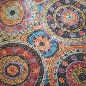 SALE!! geometric fashion scarf NWT  (box13)